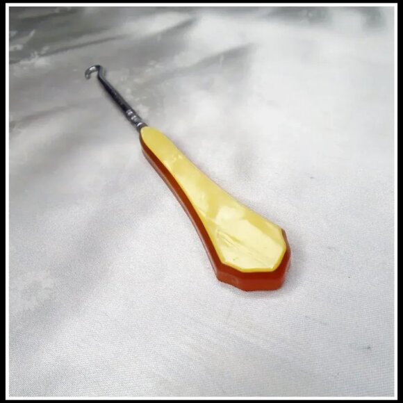 Antique Boot Hook - Victorian Corset Hook - Celluloid Button Hook- Boot Fastener - Picture 7 of 10